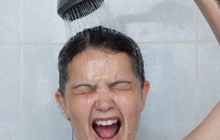 The Benefits of Cold Showers for Hair and Skin